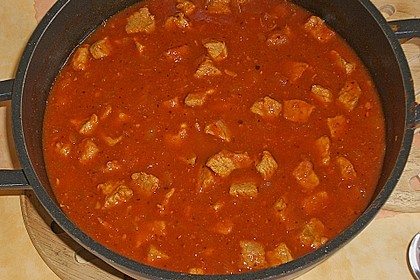 Ungarisches Gulasch / Pörkölt 27