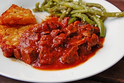 Ungarisches Gulasch / Pörkölt