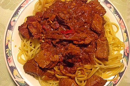 Ungarisches Gulasch / Pörkölt 31