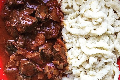 Ungarisches Gulasch / Pörkölt 24