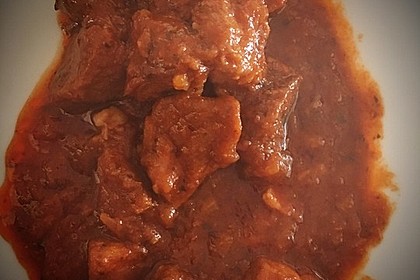 Ungarisches Gulasch / Pörkölt 54
