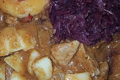 Ungarisches Gulasch / Pörkölt 49
