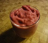 Eiskalte Himbeerbuttermilch (Bild)
