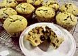Kirschmuffins mit Schokostreuseln
