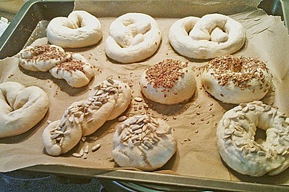 Laugengeb&auml;ck 4