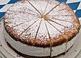 Ulis weltbeste cremigste K&auml;sesahne - Torte