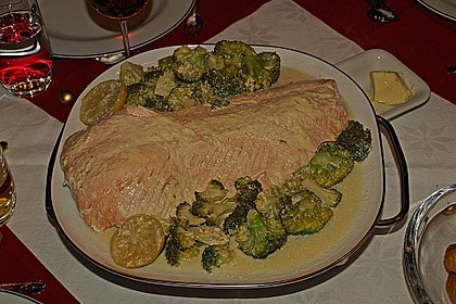 Lachs mit Brokkoli