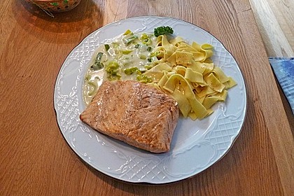 Fischfilet mit Porree - Nudeln 1