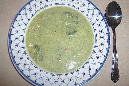 Brokkoli - Creme - Suppe 1