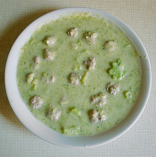 Brokkoli - Creme - Suppe (Rezept mit Bild) von jeannie81 | Chefkoch.de