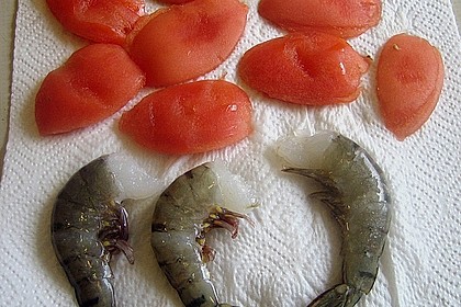 Schollenr&ouml;llchen mit Garnele und Schmorgem&uuml;se in Wei&szlig;weinsauce 2