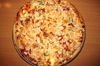 Brokkolitorte mit Mandel - K&auml;sehaube 7