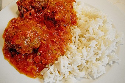 Rindfleischk&ouml;fte in Pizzaiola - Sauce