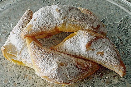 Kipferl aus Quarkteig 4