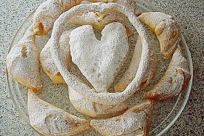 Kipferl aus Quarkteig 5