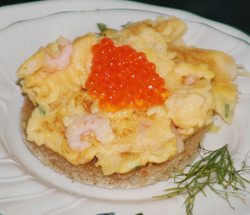 Rührei - Krabben - Toast im Dessertring (Rezept mit Bild) | Chefkoch.de