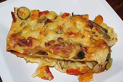 Gem&uuml;selasagne mit B&eacute;chamelsauce &agrave; la Sonja