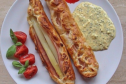 Pietras Spargeltaschen mit Sauce Bozner Art