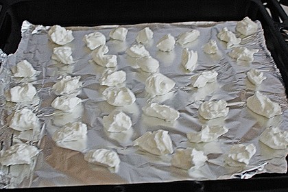 Baiser von drei Eiweiß 9