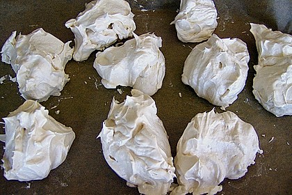 Baiser von drei Eiweiß 5