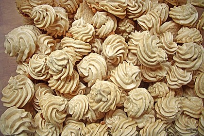 Baiser von drei Eiweiß 3