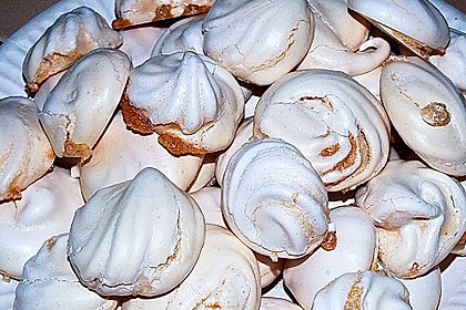 Baiser von drei Eiweiß 6