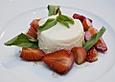 Grie&szlig;flammeri mit Erdbeeren in Balsamico
