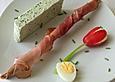 Fr&uuml;hlingsleichte Joghurt - Kr&auml;uter -Terrine