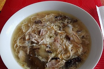 Sauerscharfsuppe 9