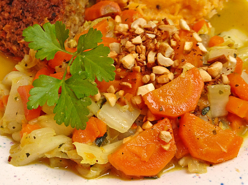 Möhren - Chinakohl - Gemüse (Rezept mit Bild) von holsteintrine ...