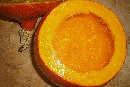 Herzhaft gef&uuml;llter Hokkaido - K&uuml;rbis