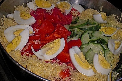 Bunter Sommersalat mit K&auml;se und Ei 9