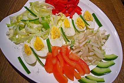 Bunter Sommersalat mit K&auml;se und Ei 10