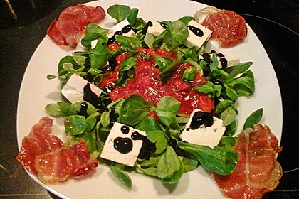 Rucolasalat mit Schinken und Erdbeerdressing 4