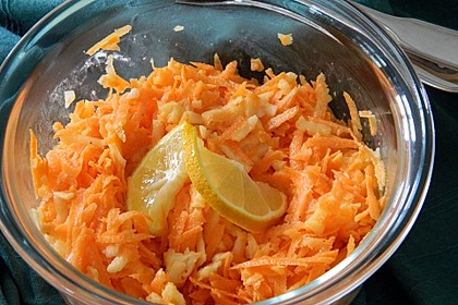 Apfel - Möhren Salat 5