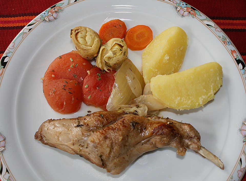 Geschmortes Kaninchen auf Gemüse (Rezept mit Bild) | Chefkoch.de