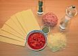 Lasagne mit Tomaten - Hackfleisch So&szlig;e