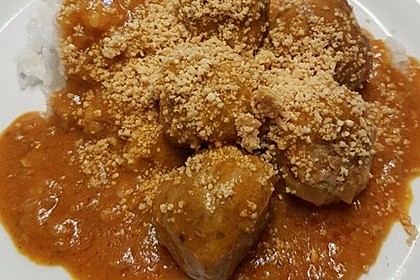 Erdnuss - Hack - Bällchen in Currysauce 14