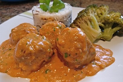 Erdnuss - Hack - Bällchen in Currysauce 16
