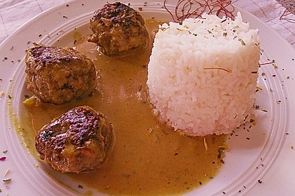 Erdnuss - Hack - Bällchen in Currysauce 7