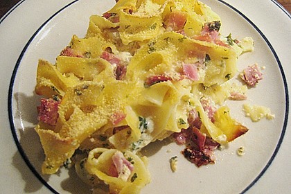 Nudelauflauf mit Schinken