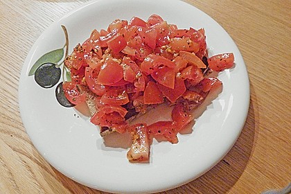 Bruschetta mit Tomaten und Knobi 2