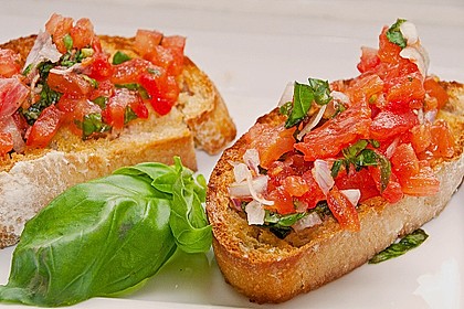 Bruschetta mit Tomaten und Knobi 3