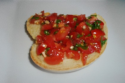 Bruschetta mit Tomaten und Knobi 6