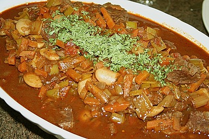 Rinderragout mit Schokolade und wei&szlig;en Bohnen 1
