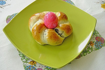 Mohnkranzerl aus Hefeteig 12