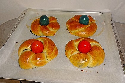 Mohnkranzerl aus Hefeteig 10