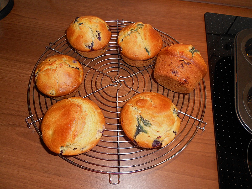 Buttermilch Blaubeer Muffins Von Luckys Home Chefkoch De