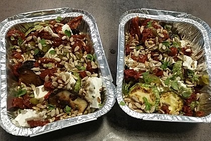 Auberginen-Zucchini-Fetapäckchen 23
