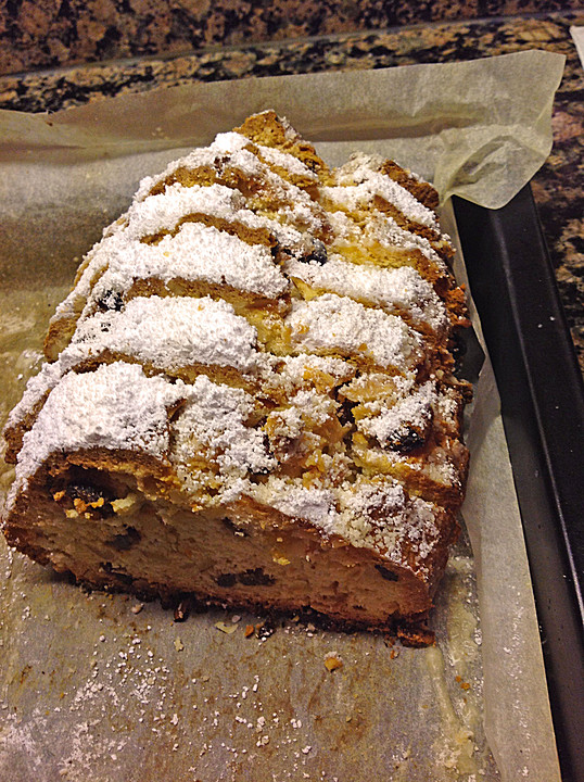 Leichter Weihnachtsstollen (Rezept mit Bild) von hexe76 | Chefkoch.de